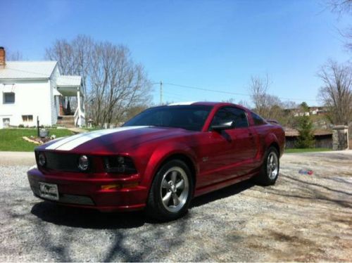 2006 ford mustang gt coupe 2-door 4.6l