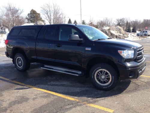 2010 toyota tundra, trd rock warrior, double cab pickup 4-door 5.7l