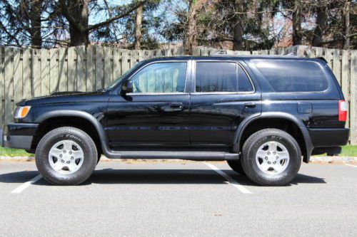 The nicest 1999 toyota 4runner on ebay...highest bid owns it no reserve!!