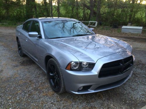 2013 dodge charger r/t sedan 4-door 5.7l