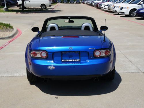 Manual Convertible 2.0L Power Steering Power Door Locks Power Windows Clock, image 6