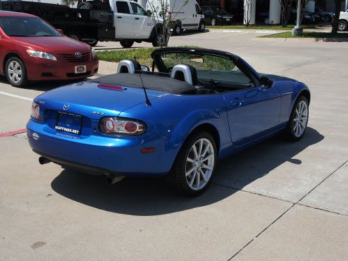 Manual Convertible 2.0L Power Steering Power Door Locks Power Windows Clock, image 7