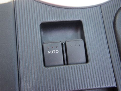 Manual Convertible 2.0L Power Steering Power Door Locks Power Windows Clock, image 16