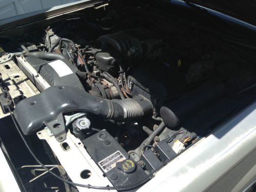 1989 Lincoln Town Car Signature Sedan 4-Door 5.0L, image 14