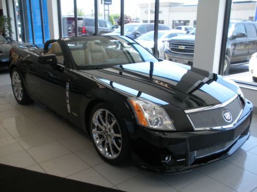 2009 cadillac xlr v convertible 2-door 4.4l