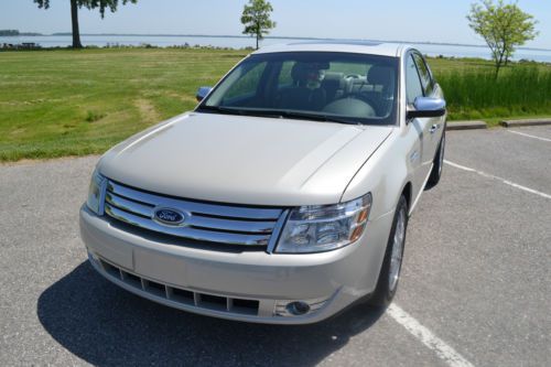 2008 ford taurus limited sedan 4-door 3.5l  awd /clean title/ no reserve