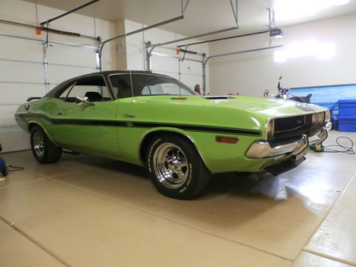 1970 dodge challenger r/t 440 six pack