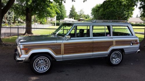 1989 Jeep Grand Wagoneer Base Sport Utility 4-Door 5.9L Beautiful Jeep!!!!, image 3