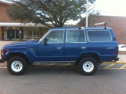 Toyota landcruiser fj60 low mileage 1986