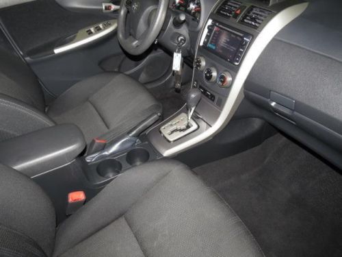 S Certified 1.8L CD 6 Speakers AM/FM radio AM/FM/CD Player w/MP3/WMA Capability, image 23