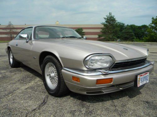 1994 jaguar xjs six cylinder coupe, heated seats, full service history