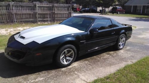 91 firebird with 350tbi, auto, approx. 107k miles, lots of extras, needs work