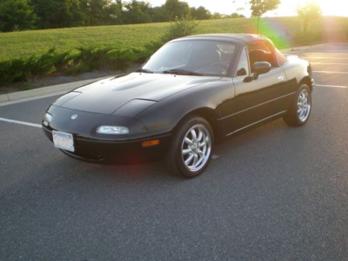 1995 mazda miata base convertible 2-door 1.8l