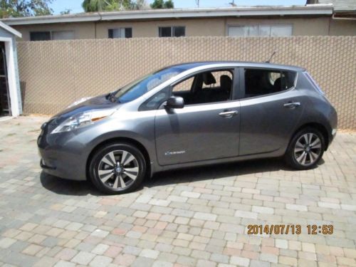 3 month old 2014 nissan leaf sl fully loaded