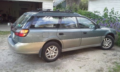 2001 Subaru Outback Base Wagon 4-Door 2.5L, image 3