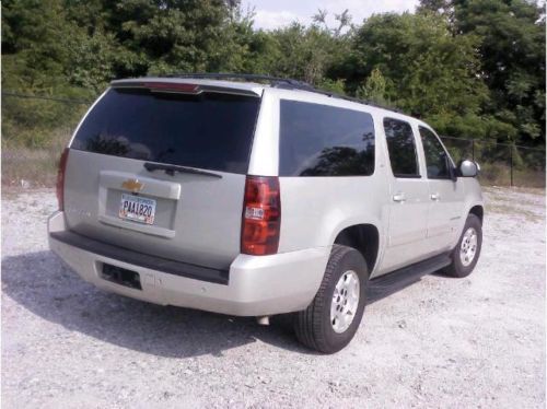 2014 chevrolet suburban 1500 lt sport utility 4-door 5.3l