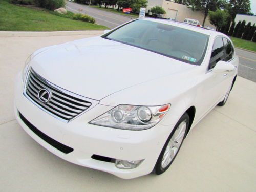 Great luxury sedan! warranty!serviced!awd premium package ! low mileage ! 2010