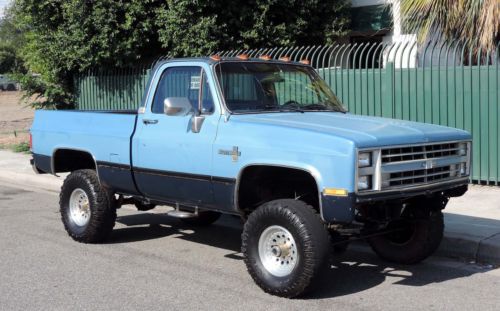 California original,&#039;86 chevrolet scottsdale shortbed pickup 4x4,100% rust free