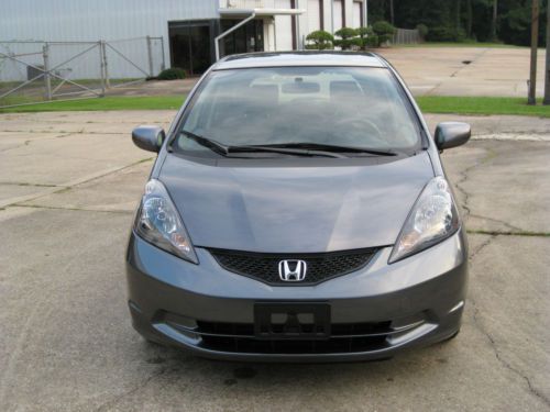 2013 honda fit hatchback only 4k miles 35mpg hwy