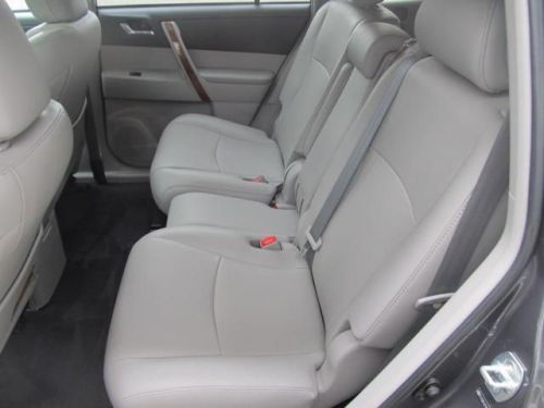 2012 toyota highlander limited