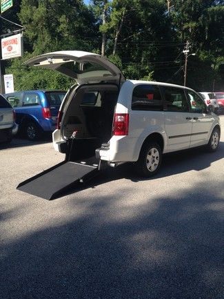 2009 white handicap wheelchair van rear entry!