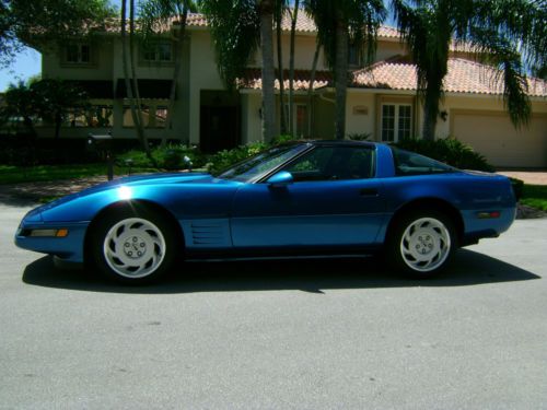1991 corvette - 12000 mi. - rare quasar blue - fully loaded - 100% mint / orig.