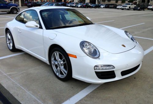 Gorgeous white 2012 carrera coupe with sunroof - under factory warranty