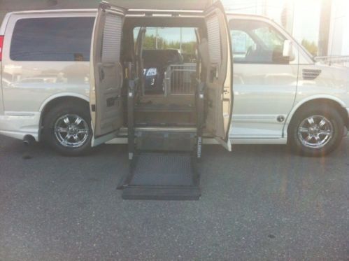 2011 chevrolet express  explorer conversion wheelchair lift handicap mobility