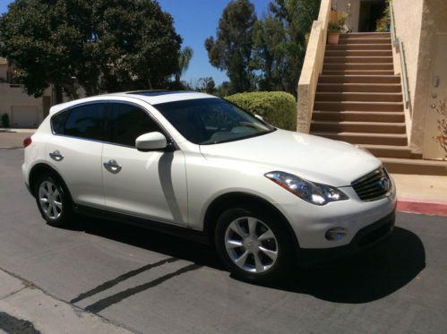 Infiniti ex35- moving out of state....must sell this week!!!  make an offer!!