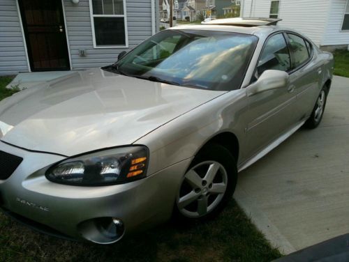 2008 pontiac grand prix base sedan 4-door 3.8l