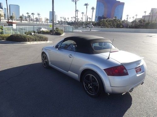 2002 audi tt quattro awd 2-door convertible