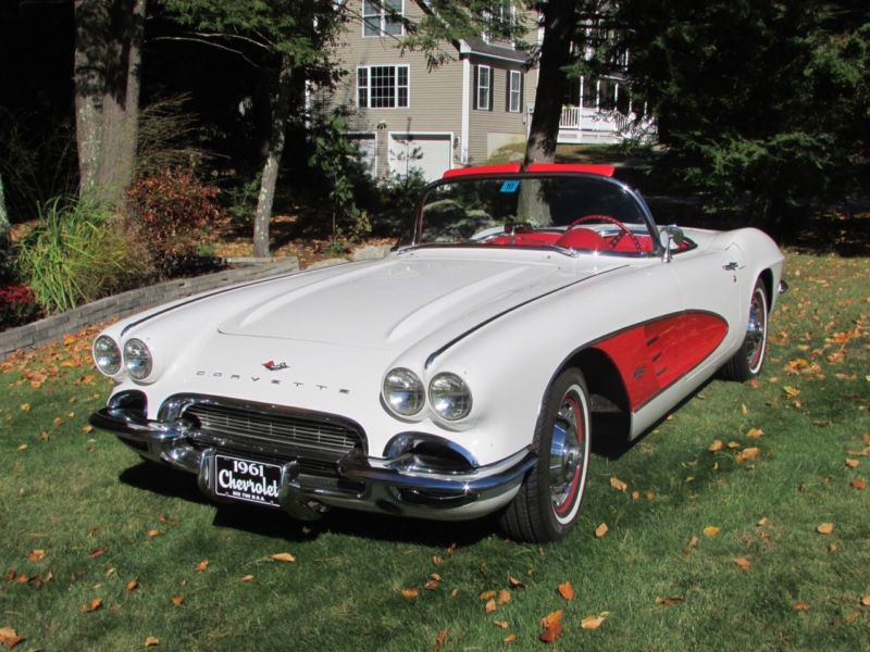 1961 chevrolet corvette 2 door