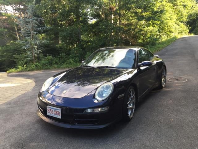 Porsche: 911 4s