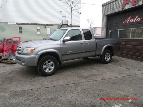 2005 toyota tundra sr5 extended cab pickup 4-door 4.7l