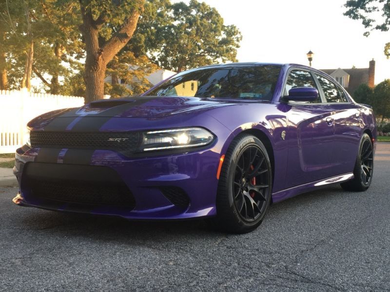 2016 dodge charger hellcat