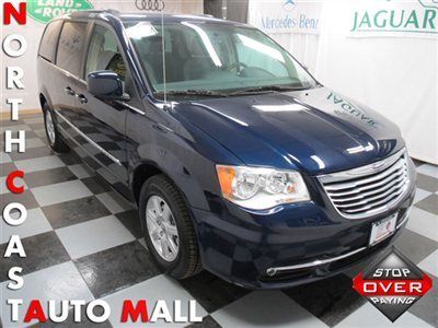 2012(12)town&amp;country touring fact w-ty only 21k dvd back up cam 3rd row sirius