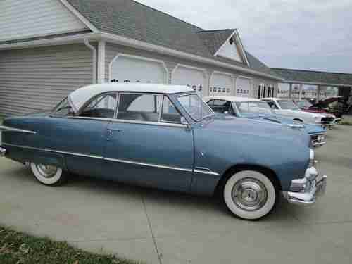 1951 FORD VICTORIA frame-off restoration hot-rod 37,555 MILES (all-new), image 3