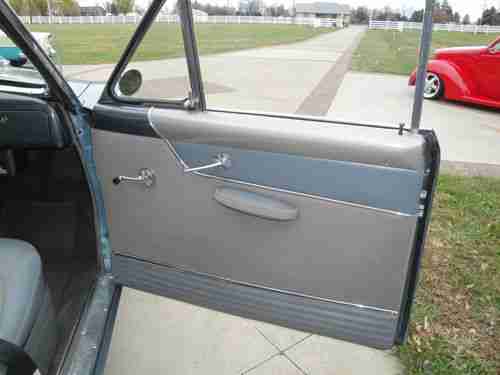 1951 FORD VICTORIA frame-off restoration hot-rod 37,555 MILES (all-new), image 18