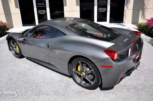 2011 Ferrari 458 ITALIA! GRIGIO FERRO/ROSSO! CARBON! LOW MILES!!, US $200,000.00, image 4
