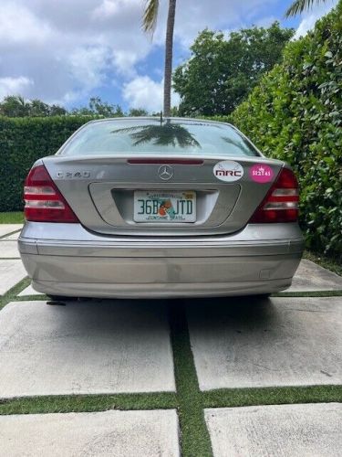 2005 mercedes-benz c-class 240