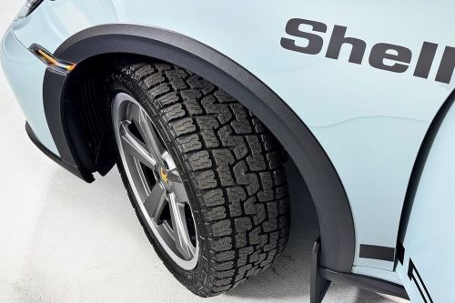 2023 Porsche 911 Dakar, US $355,900.00, image 22