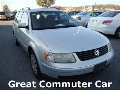 00 passat station wagon, 1.8l turbo, clean carfax, automatic, lots of storage