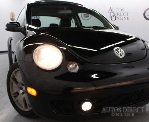 We finance 04 vw beetle turbo s 6spd cd changer warranty 49k leather sunroof