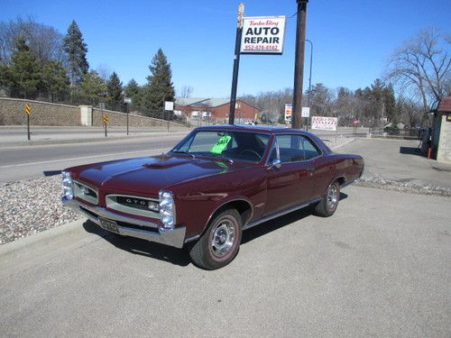 1966 pontiac gto base 6.4l 6376cc 389cu. in. v8 gas 4 speed car  frame off resto