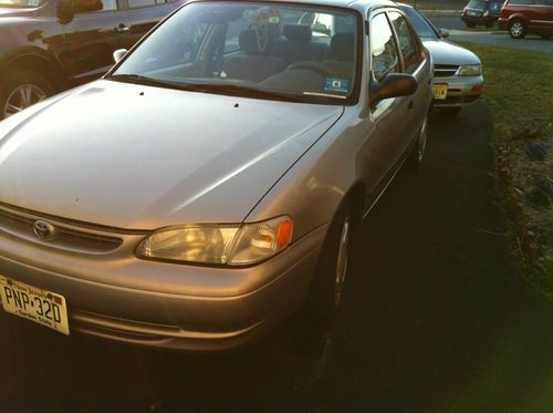 1998 toyota corolla for sale.  stick shift great running condition.  no reserve