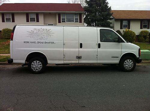 2001 gmc savana 2500 base extended cargo van 3-door 5.7l