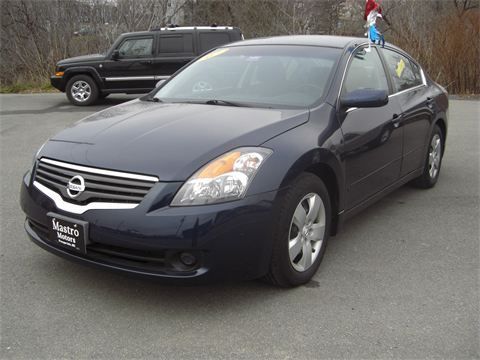 2007 nissan altima base sedan 4-door 2.5l