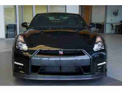 2014 Nissan GTR Premium AWD Twin Turbo We Finance, US $100,875.00, image 2