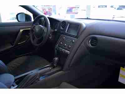 2014 Nissan GTR Premium AWD Twin Turbo We Finance, US $100,875.00, image 19