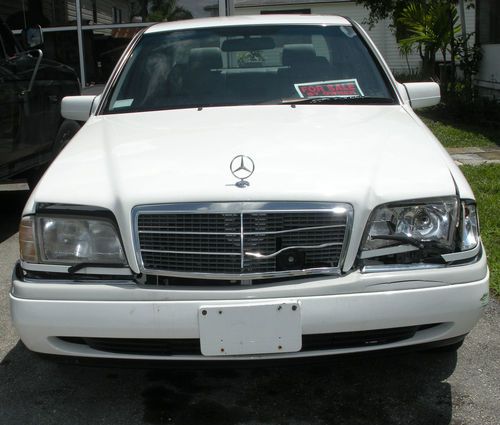 1995 mercedes-benz c280 base sedan 4-door 2.8l